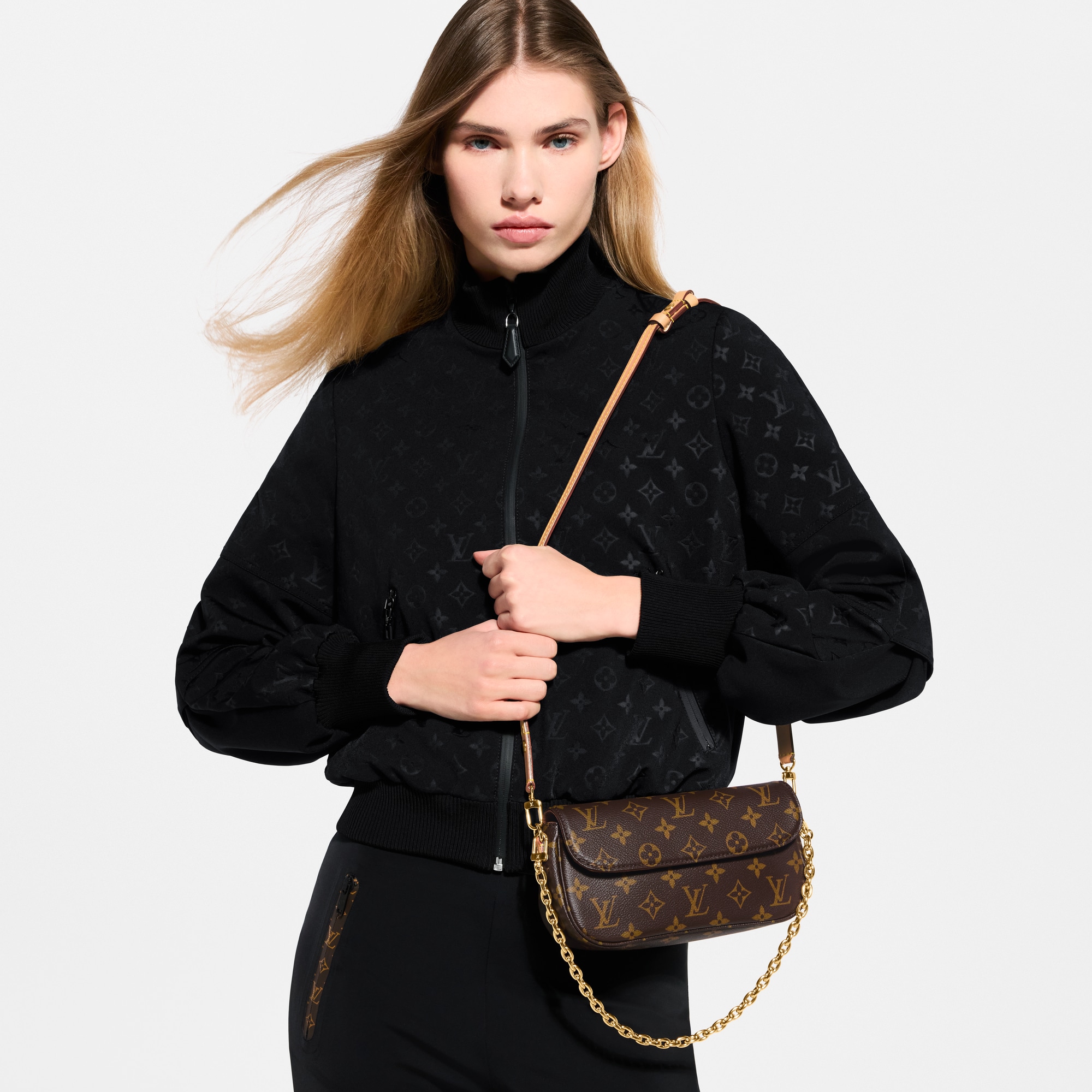Wallet On Chain Ivy Monogram - Handbags | LOUIS VUITTON